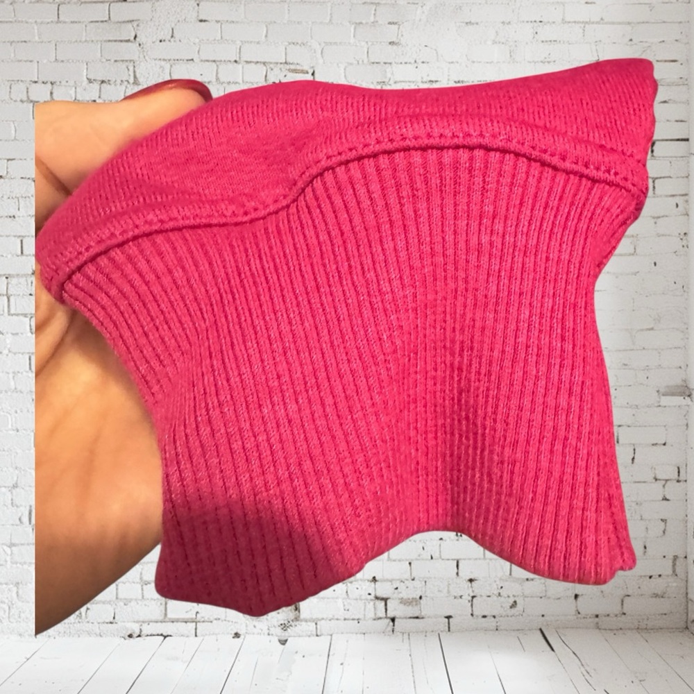 Champion Hot Pink Pullover Sweatshirt Medium NWT | Bold Color + Cozy Streetwear - Picture 4 of 6